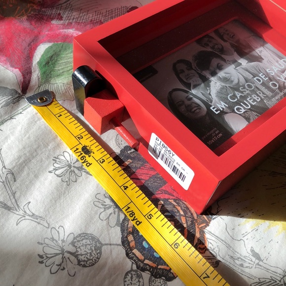 IMAGINARIUM Brasil red wooden photo frame. Funny - Picture 6 of 8